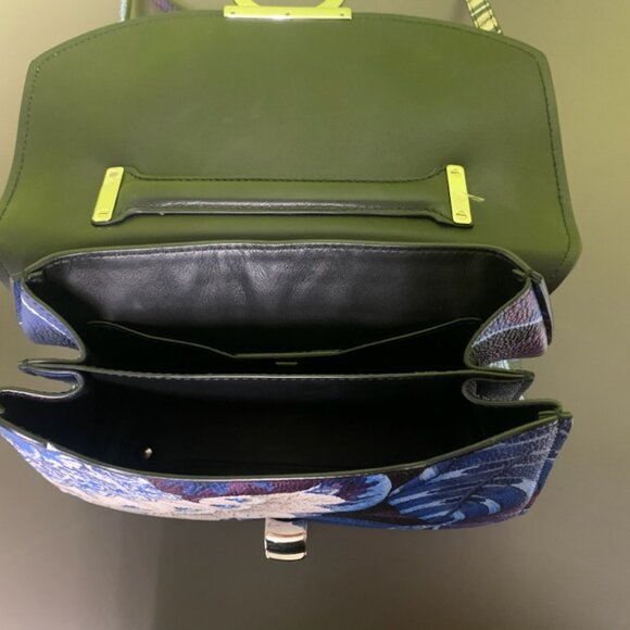 Salvatore Ferragamo Handbag - Perfect for any occasion - Picture 3 of 3